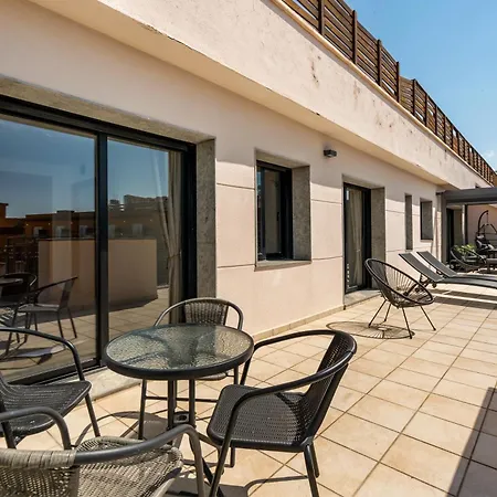Stunning Penthouse With Rooftop Terrace & Pool 아파트 *