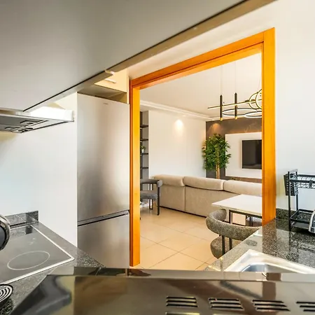 Stunning Penthouse With Rooftop Terrace & Pool 아파트 료렛 드 마르