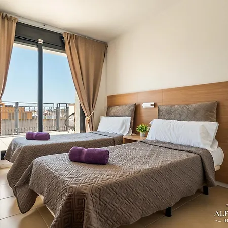 Stunning Penthouse With Rooftop Terrace & Pool 아파트 료렛 드 마르